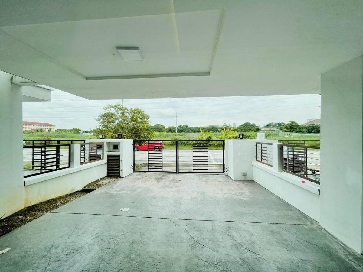 Homestay 3Br Near Setia Alam Shah Alam Exteriér fotografie